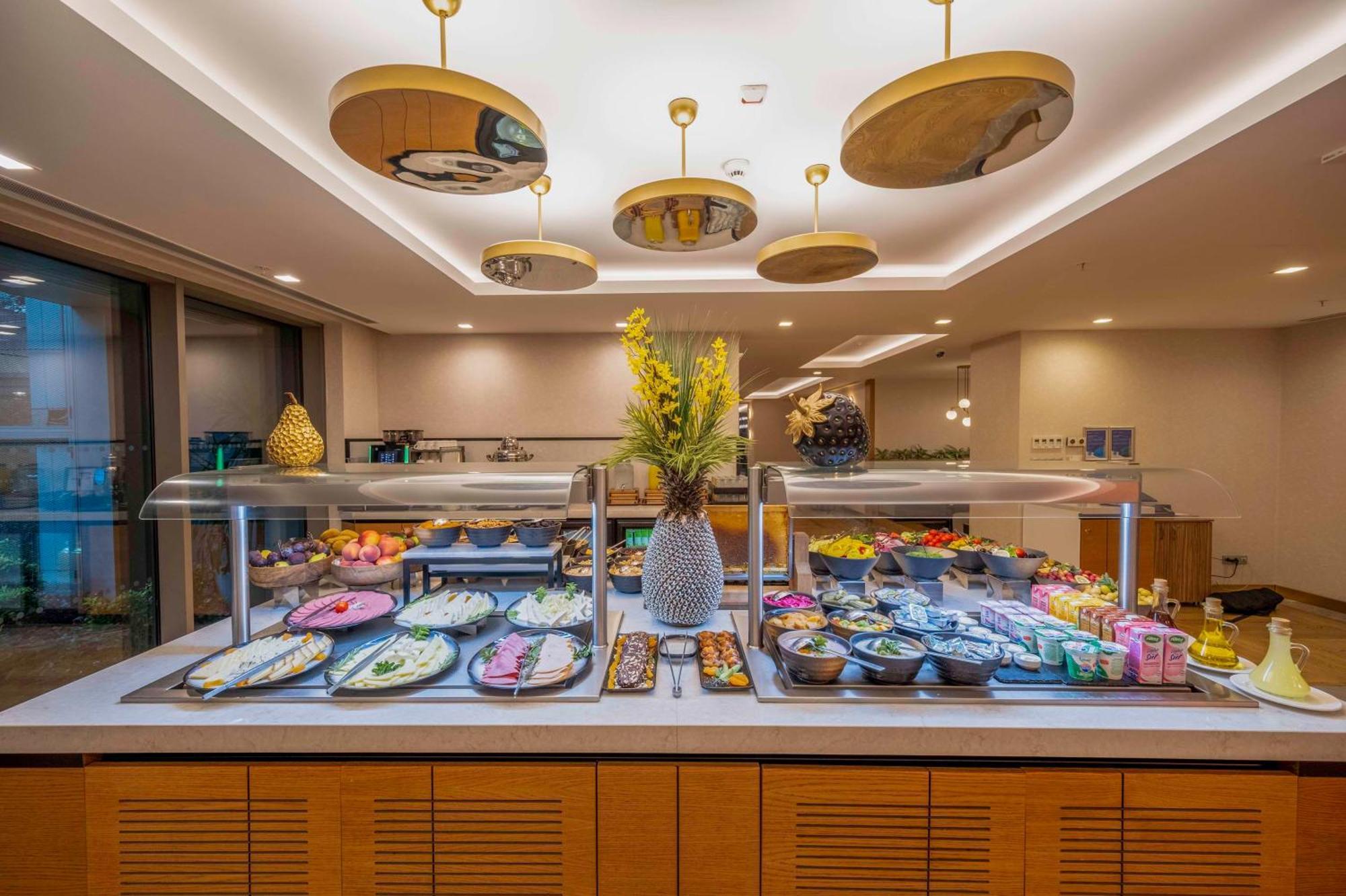 Radisson Residences Vadistanbul Bagian luar foto